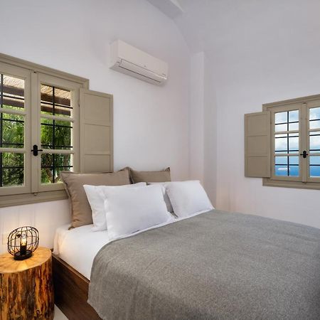 Azanti Suites - Adults Only Megalochori  Extérieur photo